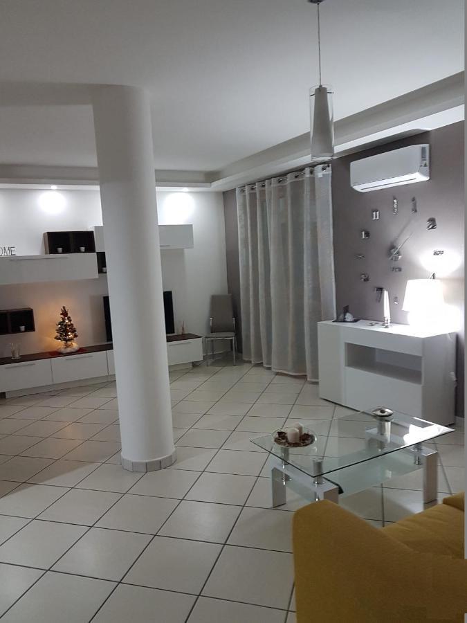 Nickyhouse Holiday Home Giffoni Sei Casali ภายนอก รูปภาพ